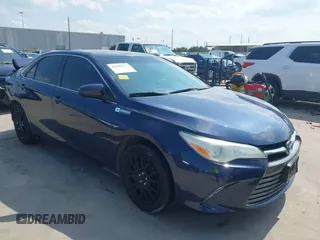 2015 Toyota Camry XLE z VIN 4T4BF1FK9FR479320, wystawiony jako IAAI lot #42389331 z przebiegiem 121 352 mil mil oraz . Historia ofert i sprzedaży dostępna na DreamBid. Obrazek 1.