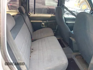 1996 Ford Explorer XL with VIN 1FMDU32X4TZA63759, listed as a IAAI auction lot 42544025 with 254,532 mi miles and . Bid and sale history available at DreamBid. Image 8.