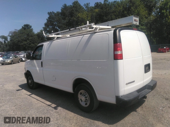 2019 Chevrolet Express Cargo with VIN 1GCWGAFPXK1240332, listed as a IAAI auction lot 42846352 with 99,506 mi miles and . Bid and sale history available at DreamBid. Image 3.