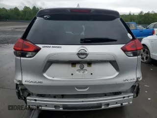 2020 Nissan Rogue SV z VIN KNMAT2MV6LP508093, wystawiony jako Copart lot #57866785 z przebiegiem 101 896 mil mil oraz Szkoda całkowita • Salvage title. Historia ofert i sprzedaży dostępna na DreamBid. Obrazek 6.
