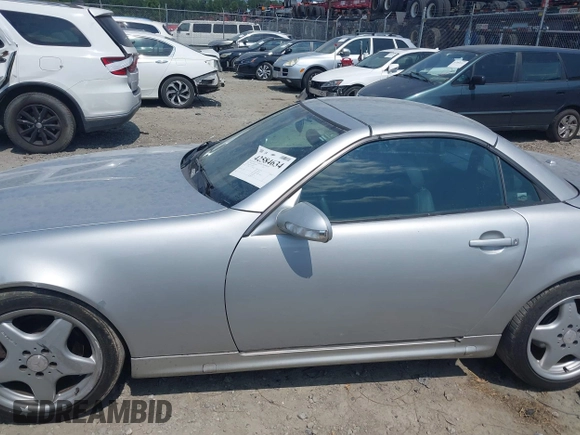 2003 Mercedes-Benz SLK 320 z VIN WDBKK65FX3F289228, wystawiony jako IAAI lot #42584634 z przebiegiem 173 232 mil mil oraz . Historia ofert i sprzedaży dostępna na DreamBid. Obrazek 15.