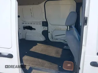 2010 Ford Transit Connect XLT z VIN NM0LS7DN9AT004230, wystawiony jako IAAI lot #42655333 z przebiegiem 123 774 mil mil oraz . Historia ofert i sprzedaży dostępna na DreamBid. Obrazek 8.