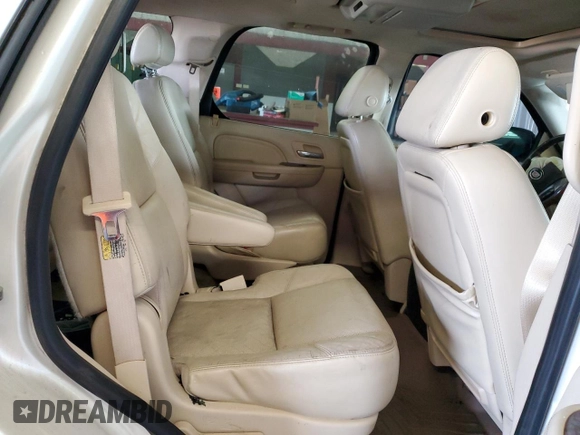2007 Cadillac Escalade z VIN 1GYFK63837R139595, wystawiony jako Copart lot #54516945 z przebiegiem 144 003 mil mil oraz Szkody całkowita. Historia ofert i sprzedaży dostępna na DreamBid. Obrazek 11.
