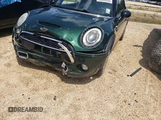 2017 MINI Convertible Cooper S with VIN WMWWG9C35H3C81271, listed as a Copart auction lot 59088335 with 101,181 mi miles and Salvage title. Bid and sale history available at DreamBid. Image 13.