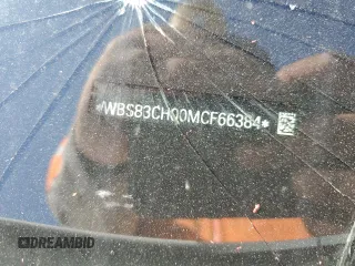 2021 BMW M5 z VIN WBS83CH00MCF66384, wystawiony jako Copart lot #55324995 z przebiegiem Nie podano mil oraz Szkody całkowita. Historia ofert i sprzedaży dostępna na DreamBid. Obrazek 12.