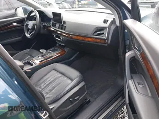 2018 Audi Q5 Premium Plus z VIN WA1BNAFY7J2010375, wystawiony jako IAAI lot #41751404 z przebiegiem 69 417 mil mil oraz . Historia ofert i sprzedaży dostępna na DreamBid. Obrazek 5.