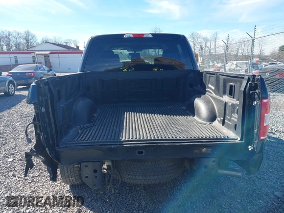 2020 Ford F-150 XL z VIN 1FTEW1C56LKD25620, wystawiony jako IAAI lot #40722456 z przebiegiem 104 333 mil mil oraz . Historia ofert i sprzedaży dostępna na DreamBid. Obrazek 17.