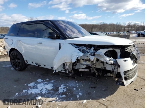2023 Land Rover Range Rover SE z VIN SALKP9E72PA031813, wystawiony jako Copart lot #45151005 z przebiegiem Nie podano mil oraz Szkoda całkowita • Salvage title. Historia ofert i sprzedaży dostępna na DreamBid. Obrazek 4.