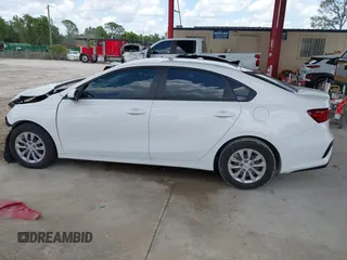 2021 Kia Forte LXS with VIN 3KPF24AD8ME338790, listed as a IAAI auction lot 42547558 with 58,308 mi miles and . Bid and sale history available at DreamBid. Image 15.
