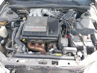 2004 Toyota Avalon XL z VIN 4T1BF28B74U385110, wystawiony jako IAAI lot #42360699 z przebiegiem 287 519 mil mil oraz . Historia ofert i sprzedaży dostępna na DreamBid. Obrazek 10.