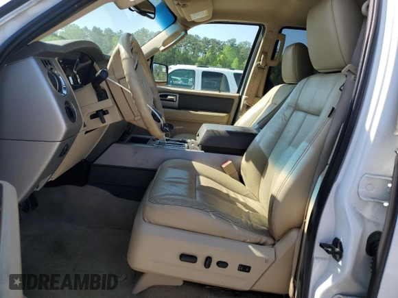2014 Ford Expedition Max XLT with VIN 1FMJK1J57EEF26923, listed as a Copart auction lot 52284765 with 192,074 mi miles and Salvage Title. Bid and sale history available at DreamBid. Image 7.