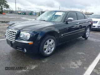 2006 Chrysler 300 C with VIN 2C3LK63H66H142437, listed as a IAAI auction lot 41751890 with 57,374 mi miles. Bid and sale history available at carsss.com. Image 17.