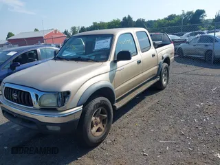 2002 Toyota Tacoma with VIN 5TEHN72NX2Z885767, listed as a IAAI auction lot 42643995 with 308,492 mi miles and . Bid and sale history available at DreamBid. Image 2.