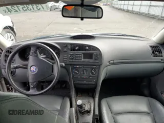 2003 Saab 9-3 Linear z VIN YS3FB45S431037047, wystawiony jako Copart lot #73135124 z przebiegiem Nie podano mil oraz Szkoda całkowita • Salvage title. Historia ofert i sprzedaży dostępna na DreamBid. Obrazek 8.