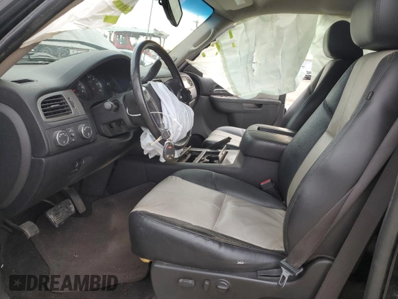 2010 GMC Sierra 1500 with VIN 1GTSKWE28AZ112526, listed as a Copart auction lot 82182794 with 218,265 mi miles and Salvage Title. Bid and sale history available at DreamBid. Image 7.
