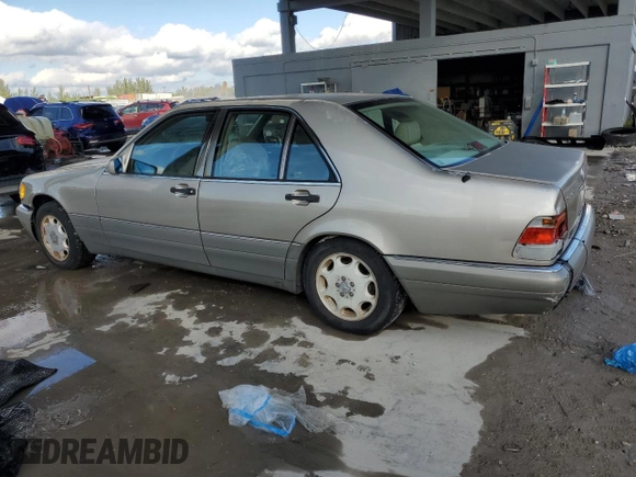 1996 Mercedes-Benz S 320 with VIN WDBGA32E2TA292415, listed as a Copart auction lot 86072834 with 265,496 mi miles and Clean Title. Bid and sale history available at DreamBid. Image 2.