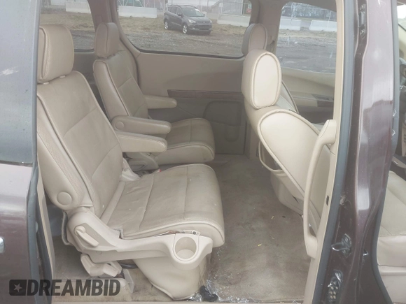 2007 Nissan Quest S with VIN 5N1BV28U77N107942, listed as a IAAI auction lot 41531962 with 179,808 mi miles. Bid and sale history available at carsss.com. Image 8.