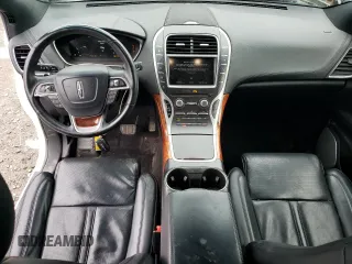 2019 Lincoln Nautilus Reserve with VIN 2LMPJ8LP0KBL37465, listed as a Copart auction lot 48507615 with 76,212 mi miles and Salvage title. Bid and sale history available at DreamBid. Image 8.