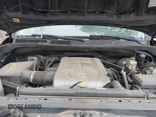 2008 Toyota Tundra z VIN 5TFRV54188X052827, wystawiony jako IAAI lot #41847499 z przebiegiem 149 332 mil mil oraz . Historia ofert i sprzedaży dostępna na DreamBid. Obrazek 10.