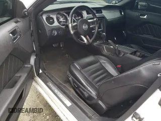 2013 Ford Mustang V6 with VIN 1ZVBP8AM3D5271855, listed as a Copart auction lot 50033585 with 140,675 mi miles and Salvage Title. Bid and sale history available at carsss.com. Image 8.