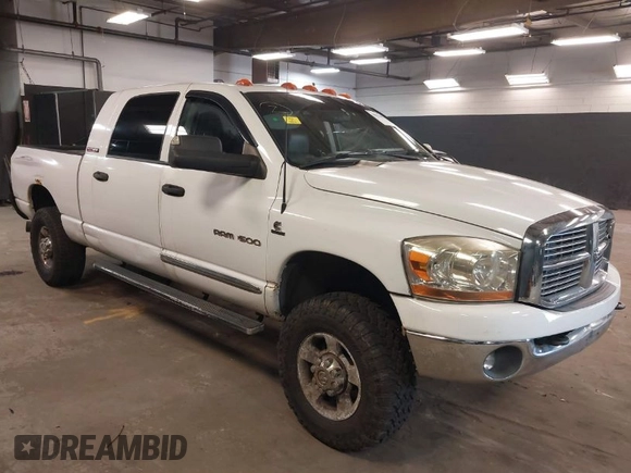 2006 Dodge 2500 SLT with VIN 3D7KS29C86G100871, listed as a IAAI auction lot 41992062 with 213,220 mi miles. Bid and sale history available at carsss.com. Image 1.