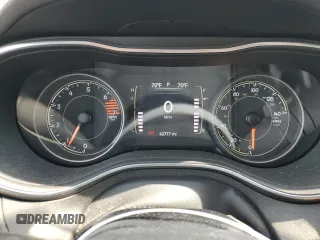 2021 Jeep Cherokee Latitude Plus with VIN 1C4PJMLB0MD202366, listed as a Copart auction lot 59798985 with 62,777 mi miles and Salvage title. Bid and sale history available at DreamBid. Image 9.