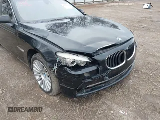 2010 BMW 7 Series 750Li with VIN WBAKB8C56ACY63956, listed as a IAAI auction lot 41276618 with 116,213 mi miles. Bid and sale history available at carsss.com. Image 6.