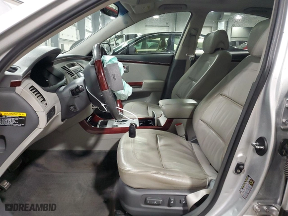 2008 Hyundai Azera Limited with VIN KMHFC46F68A290427, listed as a Copart auction lot 72629054 with 195,482 mi miles and Salvage Title. Bid and sale history available at carsss.com. Image 7.