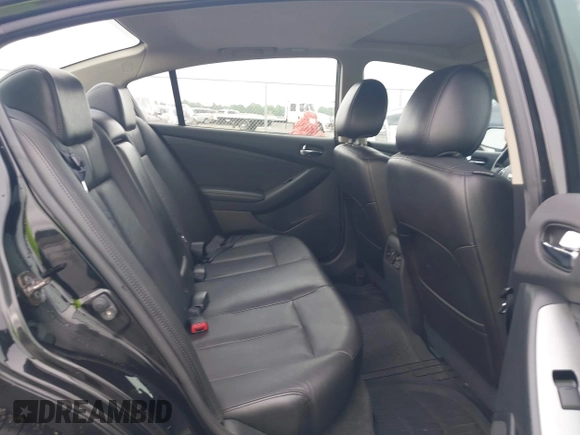 2009 Nissan Altima SL with VIN 1N4BL21E09N523885, listed as a IAAI auction lot 42532218 with 169,350 mi miles and . Bid and sale history available at DreamBid. Image 8.