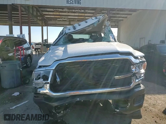 2019 Ram 2500 Tradesman с VIN 3C6UR5HJ0KG721328, выставлен на аукционе Copart как лот 43200175 с пробегом Не указан миль и На запчасти • Non repairable. История ставок и продаж доступна на DreamBid. Изображение 13.
