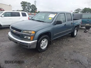 2006 Chevrolet Colorado 1LT z VIN 1GCCS136X68308087, wystawiony jako IAAI lot #42336077 z przebiegiem 235 728 mil mil oraz . Historia ofert i sprzedaży dostępna na DreamBid. Obrazek 2.