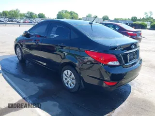 2016 Hyundai Accent SE z VIN KMHCT4AE2GU019184, wystawiony jako IAAI lot #42138951 z przebiegiem 170 800 mil mil oraz . Historia ofert i sprzedaży dostępna na DreamBid. Obrazek 3.