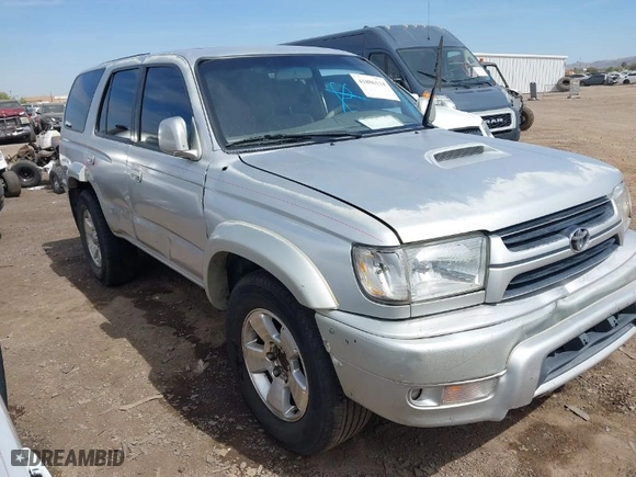 2001 Toyota 4Runner SR5 with VIN JT3GN86R110206776, listed as a IAAI auction lot 41886134 with 381,785 mi miles. Bid and sale history available at carsss.com. Image 1.