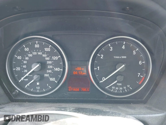 2011 BMW 3 Series 328i with VIN WBAPH5G59BNM72013, listed as a IAAI auction lot 41970086 with 71,408 mi miles. Bid and sale history available at carsss.com. Image 7.