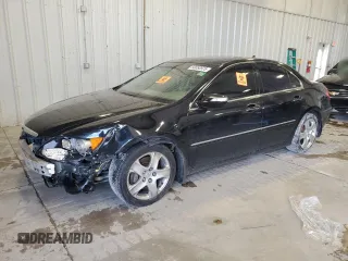 2006 Acura RL with VIN JH4KB16526C012555, listed as a Copart auction lot 50050975 with 197,507 mi miles and Non Repairable. Bid and sale history available at DreamBid. Image 1.