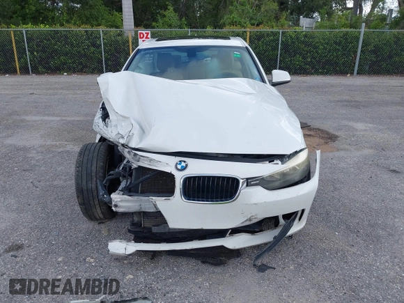 2013 BMW 3 Series 328i с VIN WBA3A5G55DNP19761, выставлен на аукционе IAAI как лот 42311901 с пробегом 205 691 миль миль и . История ставок и продаж доступна на DreamBid. Изображение 11.