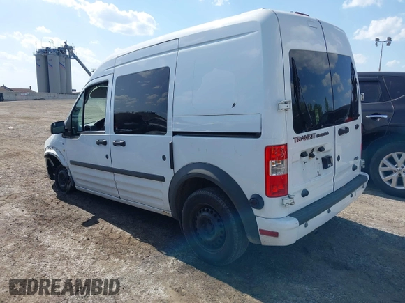 2013 Ford Transit Connect XLT z VIN NM0LS6BN2DT145528, wystawiony jako IAAI lot #42568742 z przebiegiem 92 093 mil mil oraz . Historia ofert i sprzedaży dostępna na DreamBid. Obrazek 3.