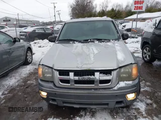 2008 Isuzu Ascender S z VIN 4NUDS13S182700824, wystawiony jako IAAI lot #41347430 z przebiegiem Nie podano mil oraz . Historia ofert i sprzedaży dostępna na DreamBid. Obrazek 12.