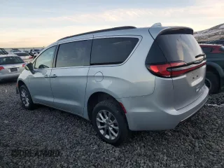 2022 Chrysler Pacifica Touring L z VIN 2C4RC3BG4NR184642, wystawiony jako Copart lot #85393494 z przebiegiem 137 326 mil mil oraz Tytuł czysty. Historia ofert i sprzedaży dostępna na DreamBid. Obrazek 2.