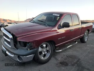 2003 Dodge 1500 ST z VIN 1D7HA18N23S347530, wystawiony jako Copart lot #89014495 z przebiegiem 165 015 mil mil oraz Szkoda całkowita • Salvage title. Historia ofert i sprzedaży dostępna na DreamBid. Obrazek 1.