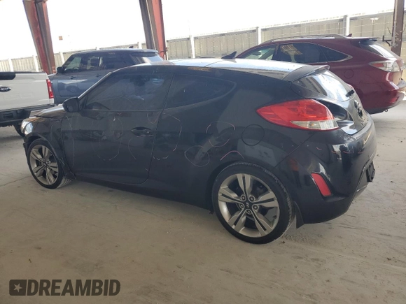 2013 Hyundai Veloster w/Gray Int z VIN KMHTC6AD8DU163465, wystawiony jako Copart lot #60276915 z przebiegiem 124 451 mil mil oraz Szkoda całkowita • Salvage title. Historia ofert i sprzedaży dostępna na DreamBid. Obrazek 2.
