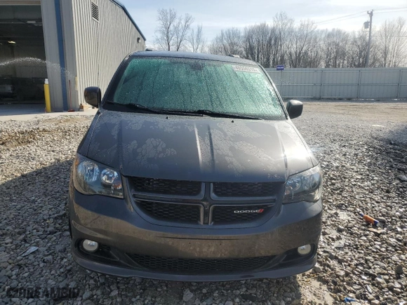 2019 Dodge Grand Caravan GT with VIN 2C4RDGEG7KR513524, listed as a Copart auction lot 48556515 with 119,520 mi miles and Clean Title. Bid and sale history available at carsss.com. Image 5.