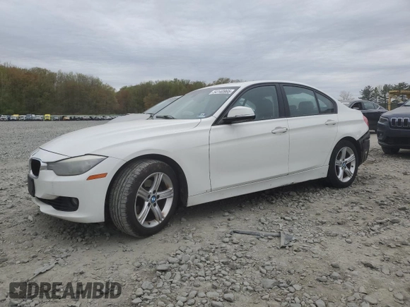 2013 BMW 3 Series 328i with VIN WBA3C1G5XDNR45104, listed as a Copart auction lot 54140965 with 138,283 mi miles and Clean Title. Bid and sale history available at carsss.com. Image 1.
