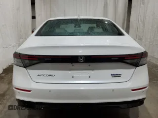 2024 Honda Accord Touring z VIN 1HGCY2F84RA035244, wystawiony jako Copart lot #55990055 z przebiegiem 8 414 mil mil oraz Szkoda całkowita • Salvage title. Historia ofert i sprzedaży dostępna na DreamBid. Obrazek 6.