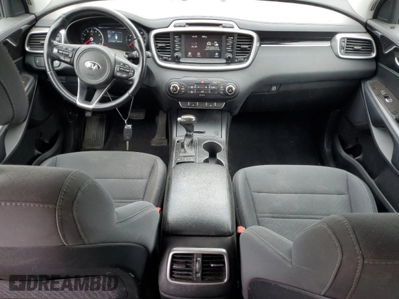 2017 Kia Sorento LX with VIN 5XYPGDA32HG261498, listed as a Copart auction lot 58958185 with 129,744 mi miles and Clean title. Bid and sale history available at DreamBid. Image 8.