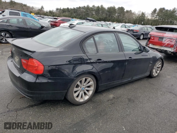 2011 BMW 3 Series 328i xDrive with VIN WBAPK5C53BA662260, listed as a Copart auction lot 45504515 with 132,601 mi miles and Salvage Title. Bid and sale history available at carsss.com. Image 3.