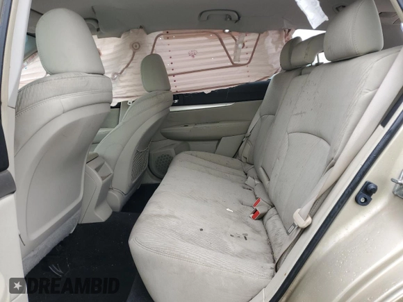2010 Subaru Outback Premium All-Weather Anniversary z VIN 4S4BRBCC9A3350660, wystawiony jako Copart lot #55619945 z przebiegiem 161 392 mil mil oraz Szkoda całkowita • Salvage title. Historia ofert i sprzedaży dostępna na DreamBid. Obrazek 10.
