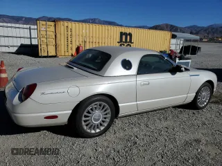 2005 Ford Thunderbird 50th Anniversary with VIN 1FAHP69A85Y106689, listed as a Copart auction lot 41338295 with 104,128 mi miles and Clean Title. Bid and sale history available at DreamBid. Image 3.