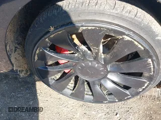 2023 Tesla Model 3 Performance z VIN 5YJ3E1ECXPF482320, wystawiony jako IAAI lot #42289417 z przebiegiem 31 296 mil mil oraz . Historia ofert i sprzedaży dostępna na DreamBid. Obrazek 12.