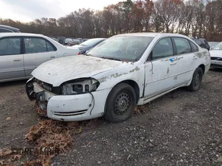 2007 Chevrolet Impala Police Pkg Police Pkg 9C1 with VIN 2G1WS58R079292150, listed as a IAAI auction lot 40882064 with 9 mi miles. Bid and sale history available at carsss.com. Image 2.